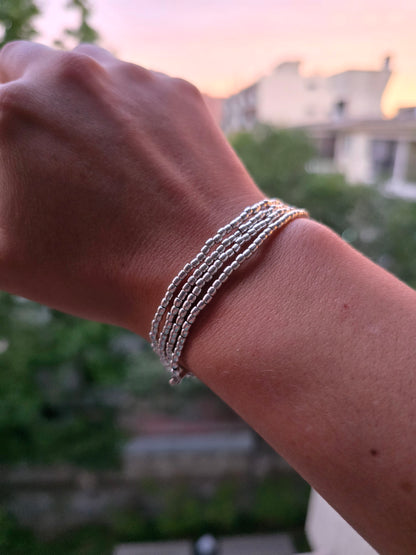 Pulsera mostacilla de plata pequeña